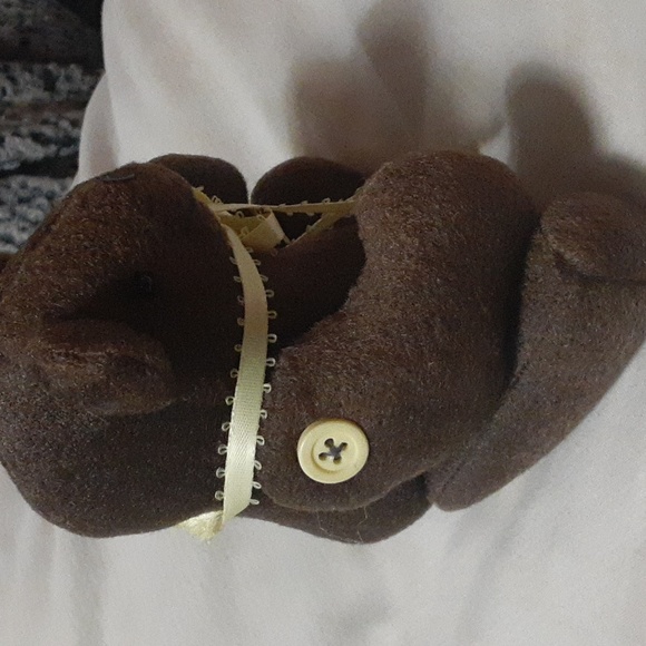 Moleskin style button teddy bear small with yellow ribbon - Picture 2 of 4